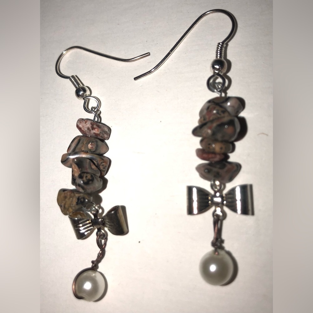 Lace Agate w/ Silver BowTie & Pearl Detail-Silver Earrings
